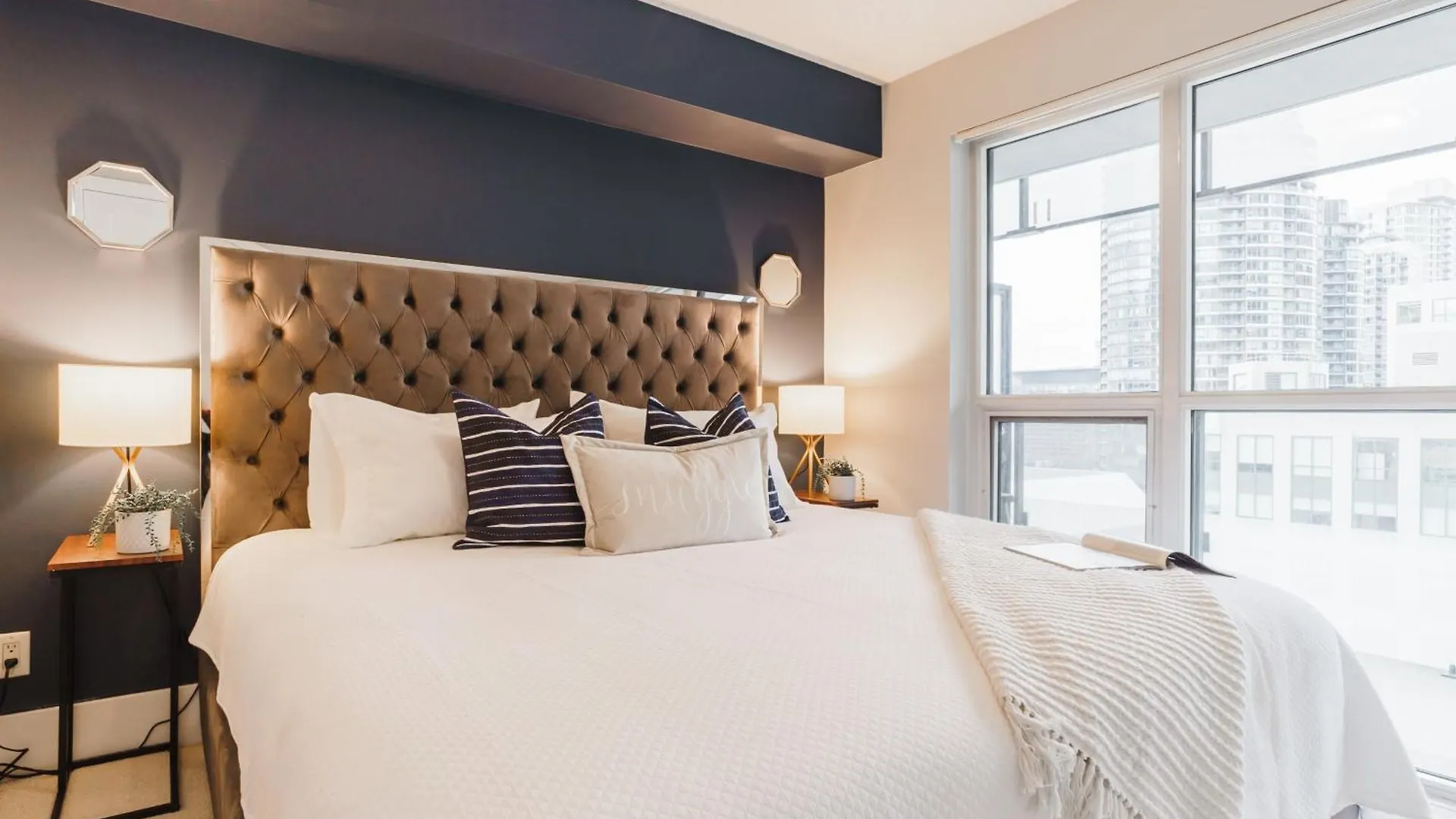 Jarvis Inn Toronto